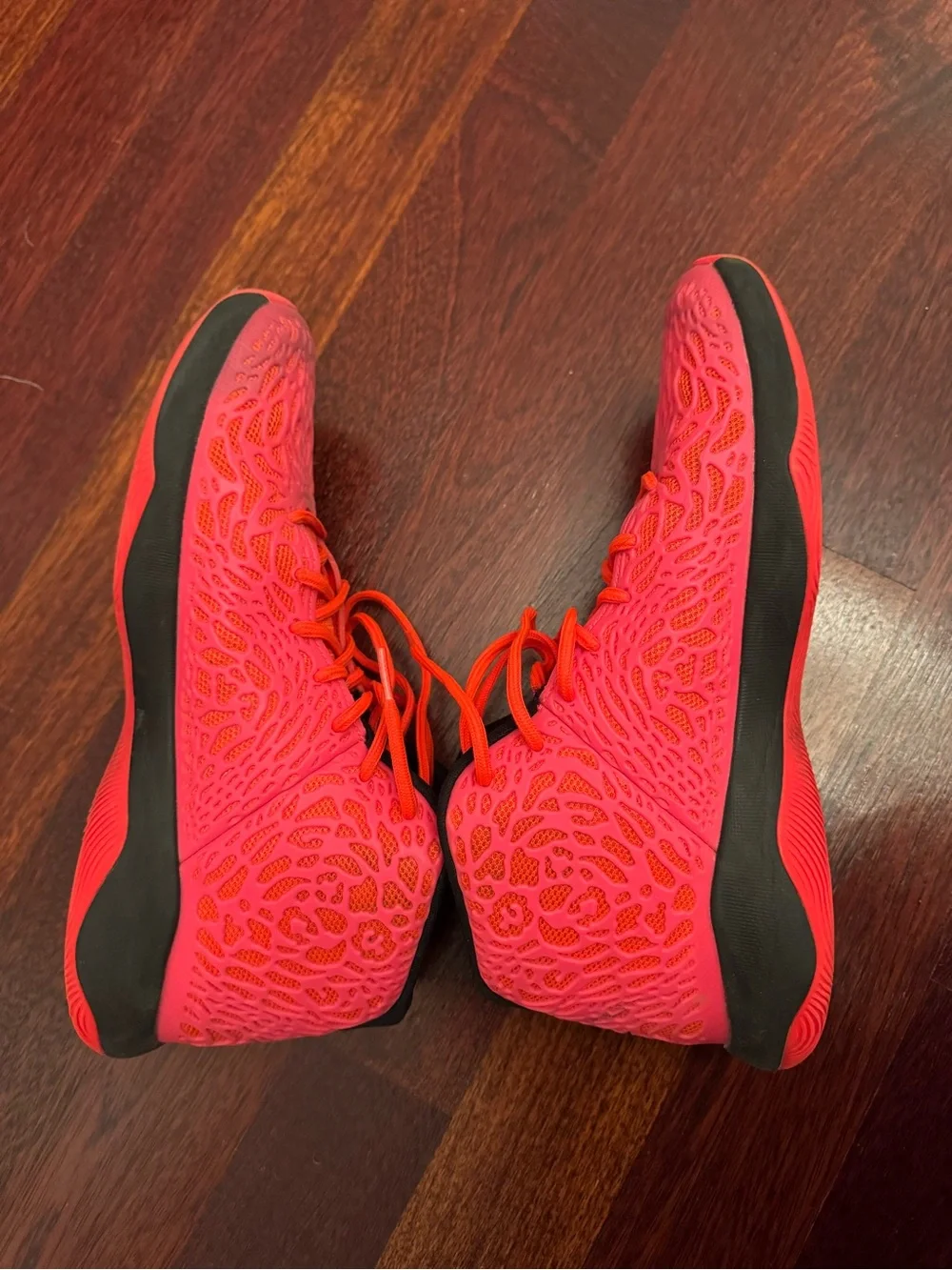 NIKE AIR JORDAN ULTRA.FLY JIMMY BUTLER INFRARED SNEAKER